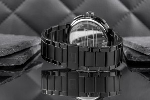 Zegarek Tommy Hilfiger Lorenzo 1792119 na nadgarstku – elegancki i wygodny.