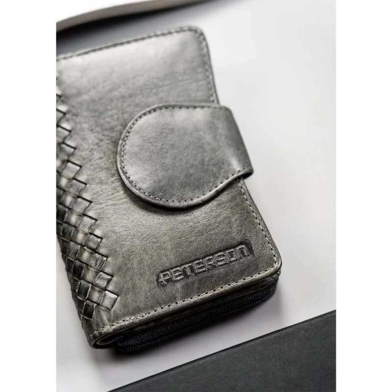 Stylowy portfel damski z cieniowanej skóry w szarym kolorze - Peterson