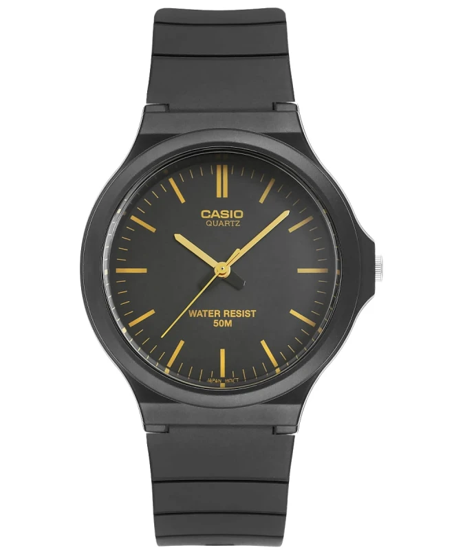 Zegarek Casio MW-240-1E2VDF na męskim nadgarstku – wygodny i codzienny.