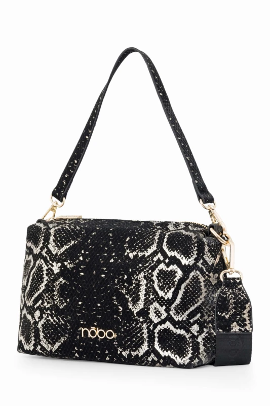 Front torebki Nobo czarno-złotej z logiem marki i złotymi okuciami