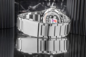Srebrny metalowy pasek Skmei 9140SIBU zapewniający wygodę i trwałość.