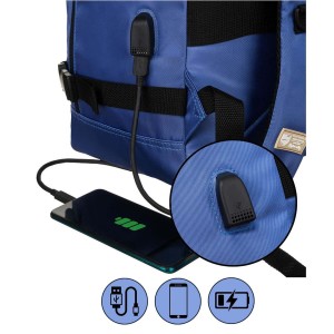 Podróżny plecak z wodoodpornego poliestru w niebieskim kolorze zawieszony na regulowanych szelkach - Peterson