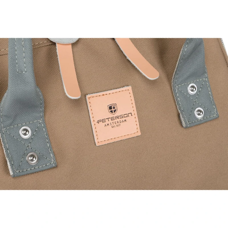 Dwukolorowy podróżny plecak damski z poliestru, jednokomorowy z dziewięcioma kieszeniami - Peterson