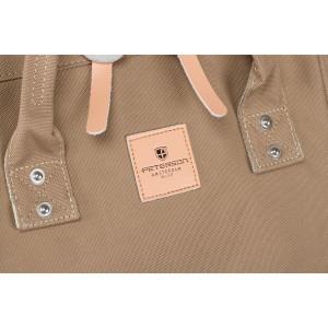 Podróżny plecak damski z poliestru w ciemno-beżowym kolorze z kieszenią na laptopa - Peterson