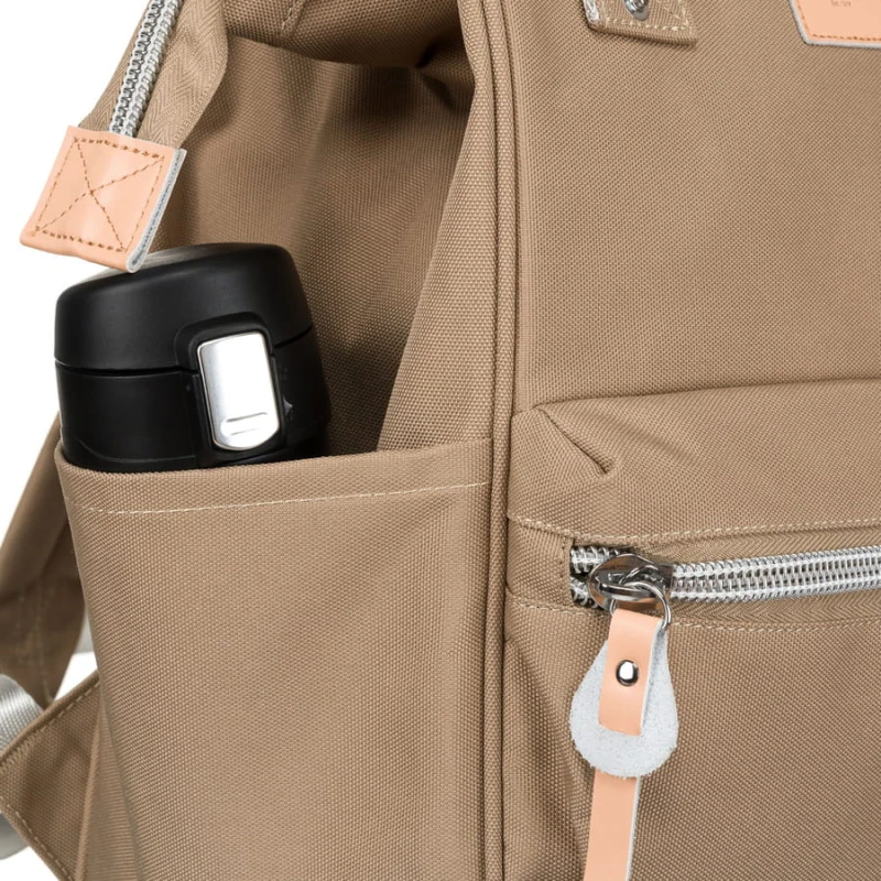 Podróżny plecak damski z poliestru w ciemno-beżowym kolorze z kieszenią na laptopa - Peterson