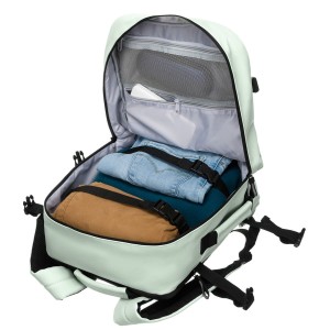 Plecak podróżny z tworzywa sztucznego w jasno zielonym kolorze - Peterson