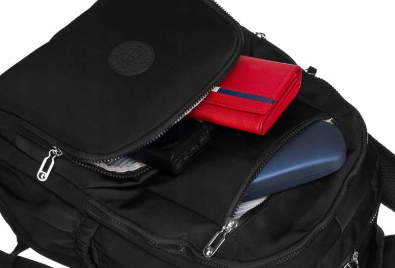 Pojemny plecak damski z nylonu - Peterson