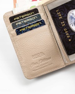 Portfel damski w orientacji pionowej ze skóry naturalnej - Peterson