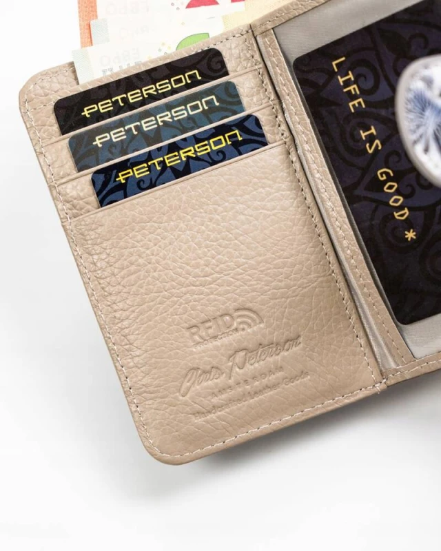 Portfel damski w orientacji pionowej ze skóry naturalnej - Peterson