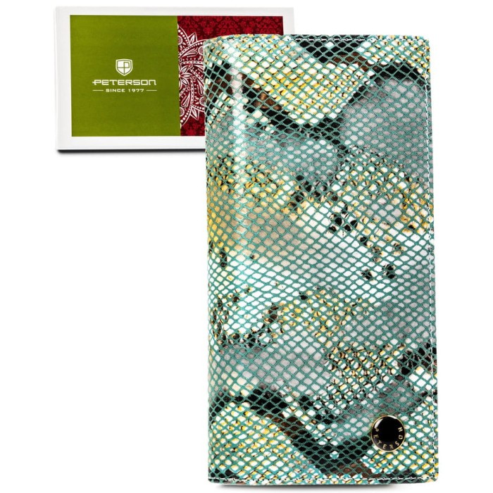 Portfel damski Peterson w jasnym zielonym kolorze z fakturą skóry krokodyla, wykonany ze skóry naturalnej, z zamkiem i magnetycznym zapięciem.