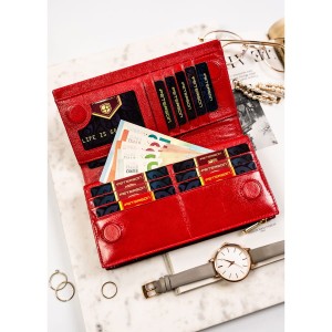 Skórzany, czerwony portfel damski na magnes i zamek z systemem RFID - Peterson