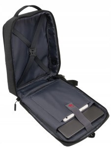 Plecak podróżny z miejscem na laptopa i portem USB - Peterson