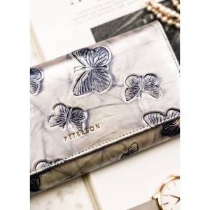 Pojemny portfel damski ze skóry naturalnej w srebrnym kolorze zamykany na zatrzask - Peterson