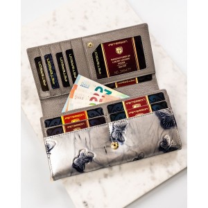 Pojemny portfel damski ze skóry naturalnej w srebrnym kolorze zamykany na zatrzask - Peterson