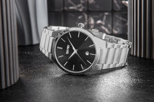 Zegarek Skmei 9140SIBK na męskim nadgarstku – prosty i elegancki design.