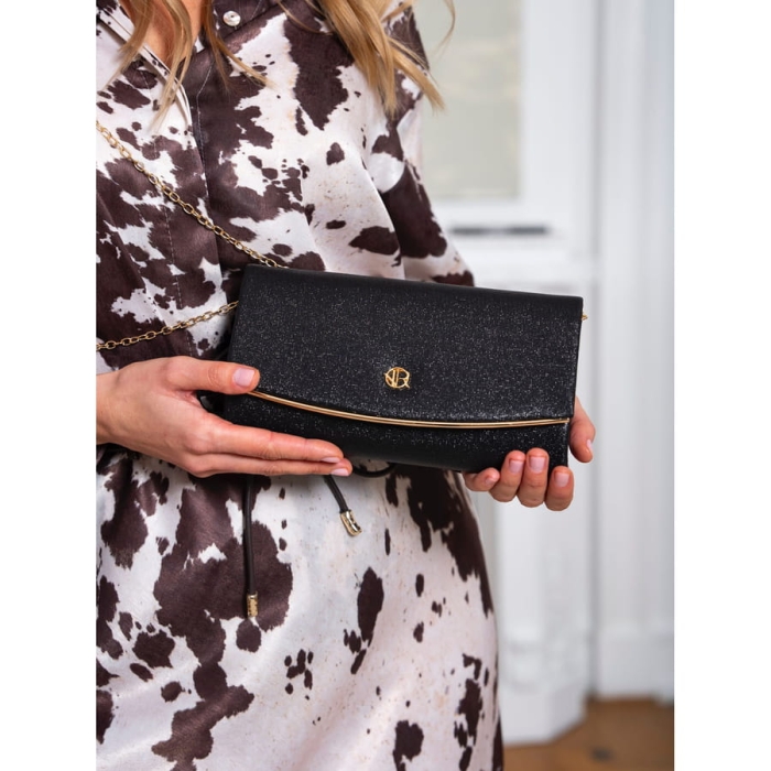 Wieczorowa torebka damska w czarnym kolorze wykonana z tkaniny syntetycznej - Rovicky