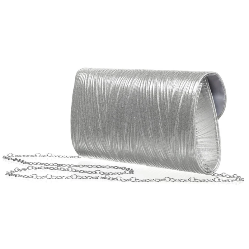 Srebrna kopertówka damska ze skóry ekologicznej zamykana na magnes - Rovicky