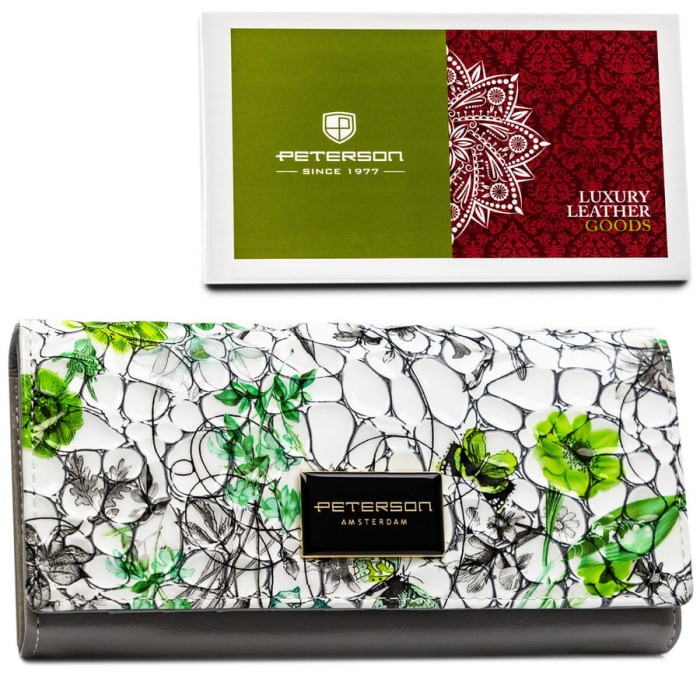 Kwiatowy portfel damski Peterson wykonany z lakierowanej skóry naturalnej – widok z przodu