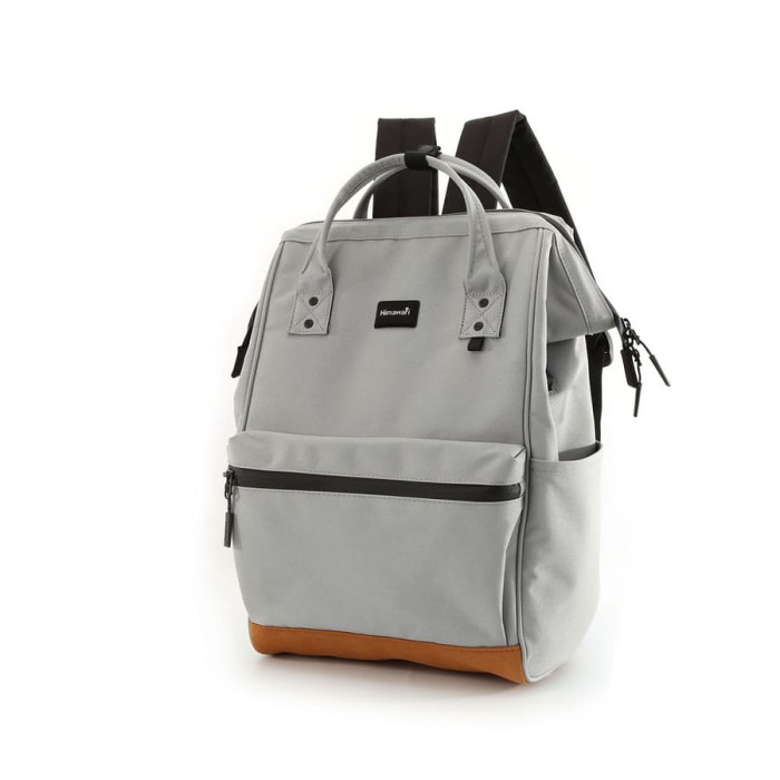 Szary, pojemny plecak damski z portem USB zawieszony na regulowanych szelkach - Himawari