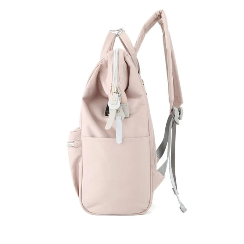 Plecak w kolorze pudrowego różu zawieszony na regulowanych szelkach i wyposażony w port USB - Himawari