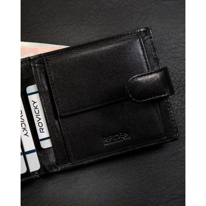 Czarny, poziomy, pojemny portfel męski ze skóry naturalnej zamykany zatrzaskiem - Ronaldo