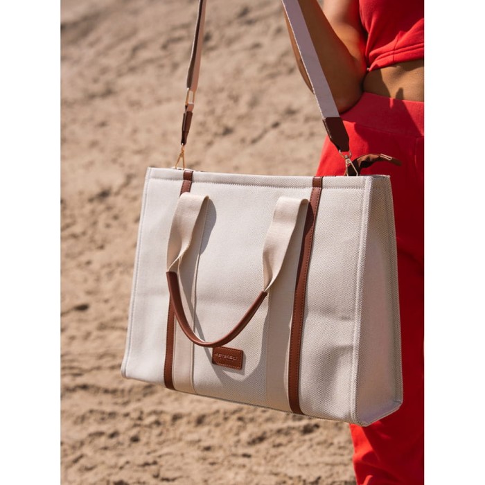 Torebka shopperka Peterson z regulowanym paskiem i złotymi okuciami