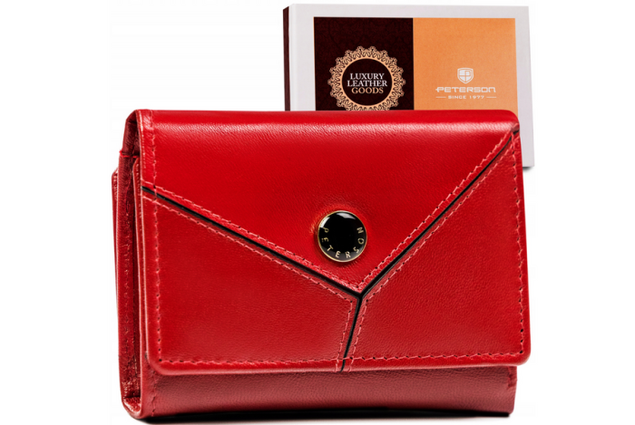 Mały portfel damski Peterson z czerwonej skóry naturalnej – front