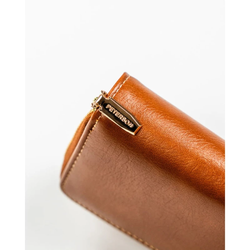 Brązowy portfel damski ze skóry ekologicznej zamykany na suwak i zatrzask - Peterson