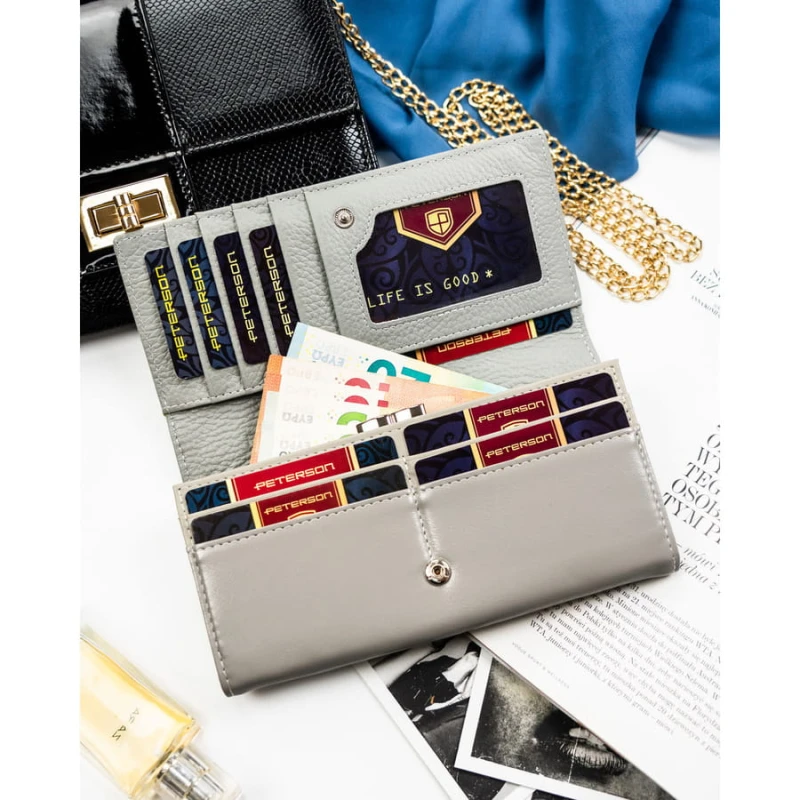 Elegancki, biały portfel damski ze skóry ekologicznej i naturalnej z systemem RFID - Peterson