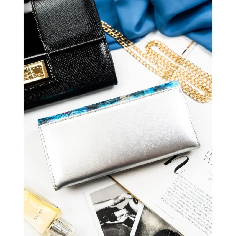 Wielokolorowy portfel damski w orientacji poziomej zamykany na zatrzask - Peterson