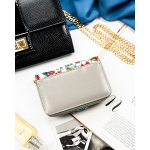 Wielokolorowy, pionowy portfel damski ze skóry naturalnej zamykany zatrzaskiem i suwakiem - Peterson