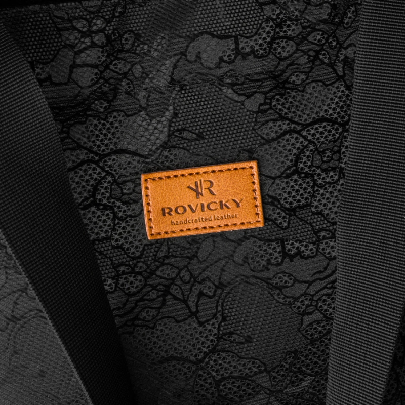 Duży, czarny shopper damski zawieszony na uchwytach i regulowanym pasku - Rovicky