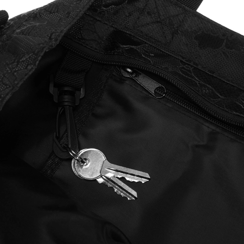 Duży, czarny shopper damski zawieszony na uchwytach i regulowanym pasku - Rovicky