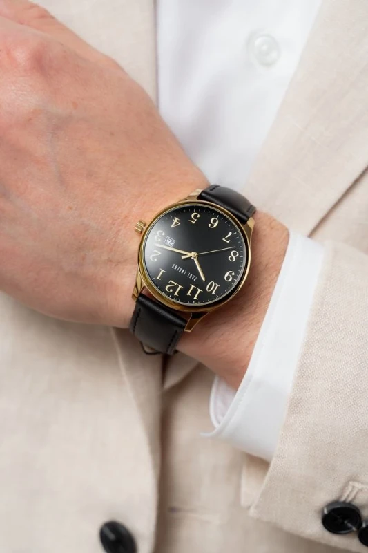 Zegarek PL20016A-1A2 z datownikiem – elegancki męski model na co dzień i do garnituru.webp