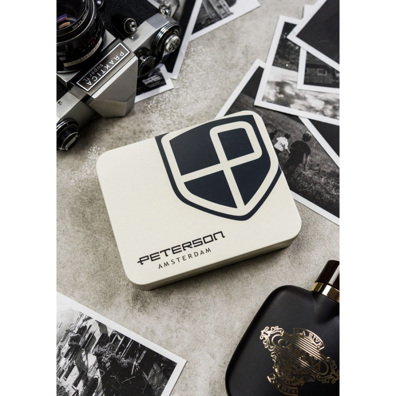 Czarno-szary portfel męski w orientacji poziomej bez zapięcia zewnętrznego - Peterson