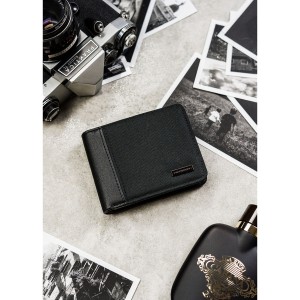 Czarny, kompaktowy portfel męski wykonany ze skóry ekologicznej - Peterson