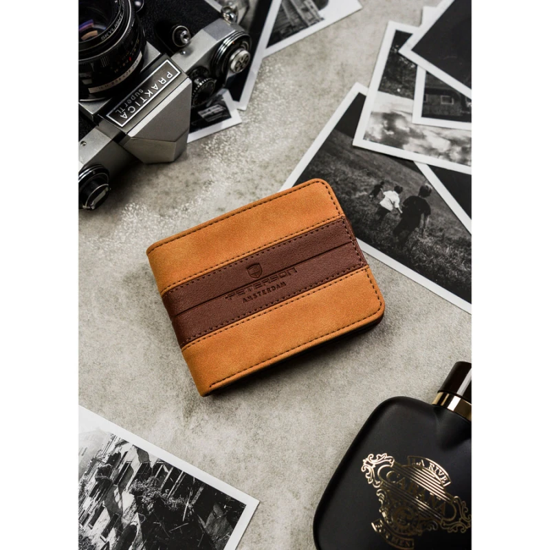 Brązowy portfel męski bez zapięcia wykonany ze skóry ekologicznej - Peterson