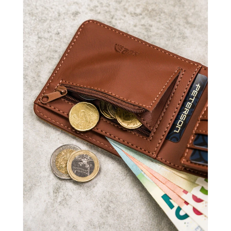 Brązowy portfel męski bez zapięcia wykonany ze skóry ekologicznej - Peterson