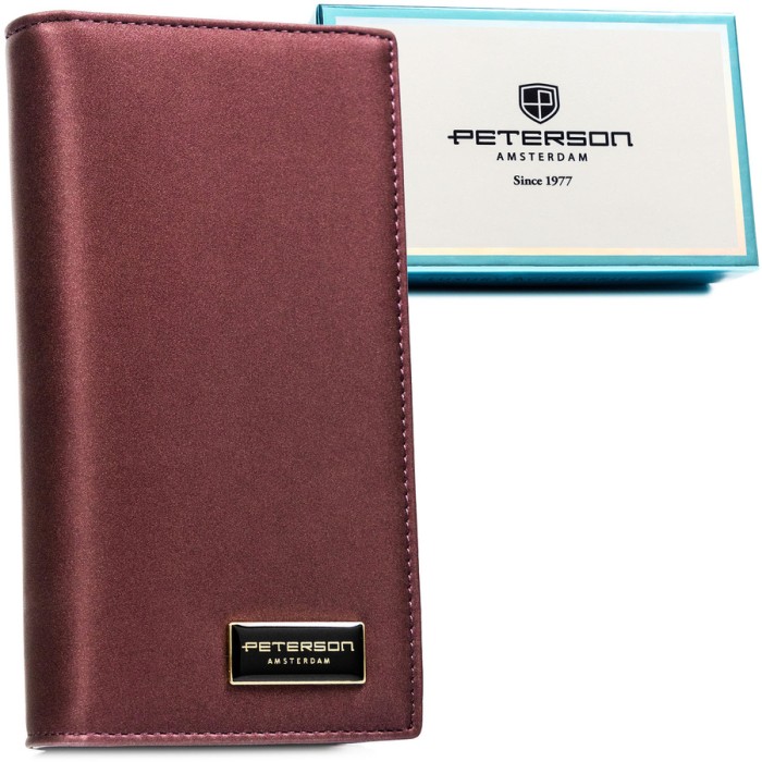 Portfel damski ze skóry naturalnej i ekologicznej w fioletowym kolorze zamykany na magnes i suwak - Peterson