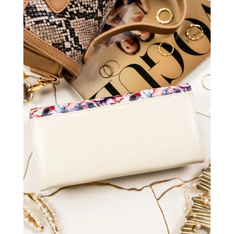 Elegancki portfel damski w kwiaty wykonany ze skóry naturalnej i ekologicznej - Peterson