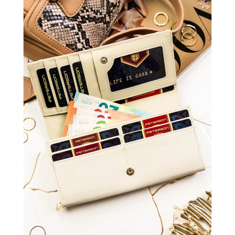 Pojemny portfel damski w kwiaty wykonany ze skóry naturalnej i ekologicznej - Peterson