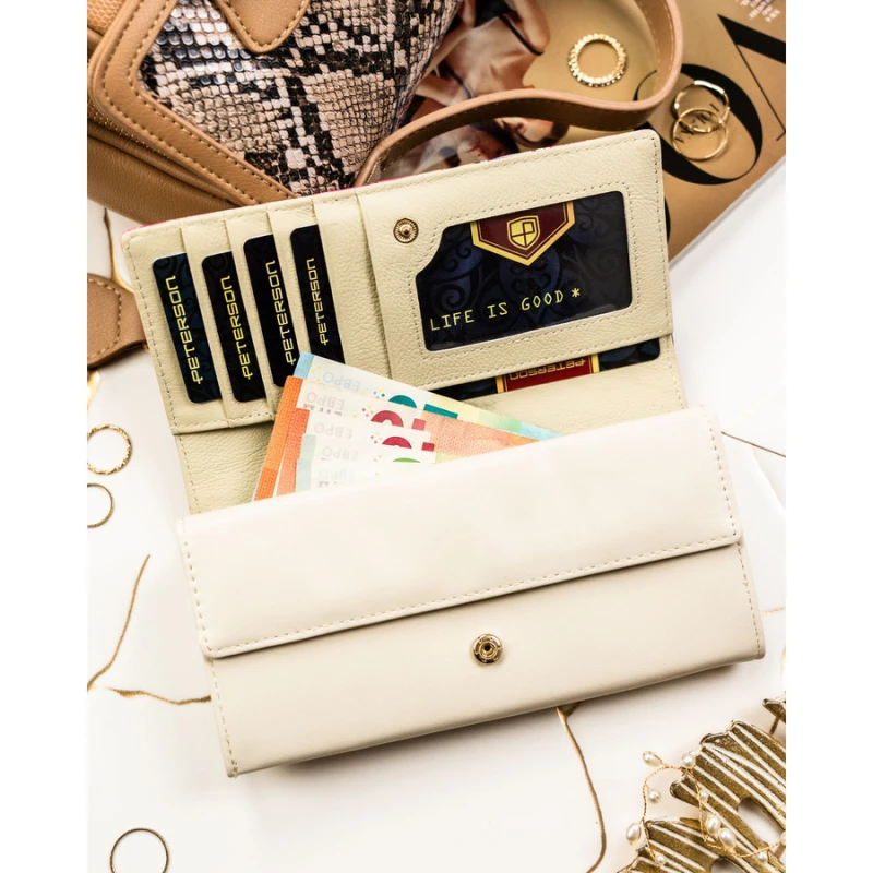 Elegancki portfel damski w kwiaty wykonany ze skóry naturalnej i ekologicznej zamykany zatrzaskiem - Peterson