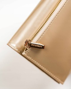 Portfel damski ze skóry ekologicznej na zatrzask i suwak - Peterson