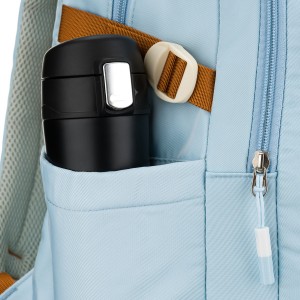 Plecak szkolny z poliestru w błękitnym kolorze zawieszony na regulowanych szelkach - Peterson