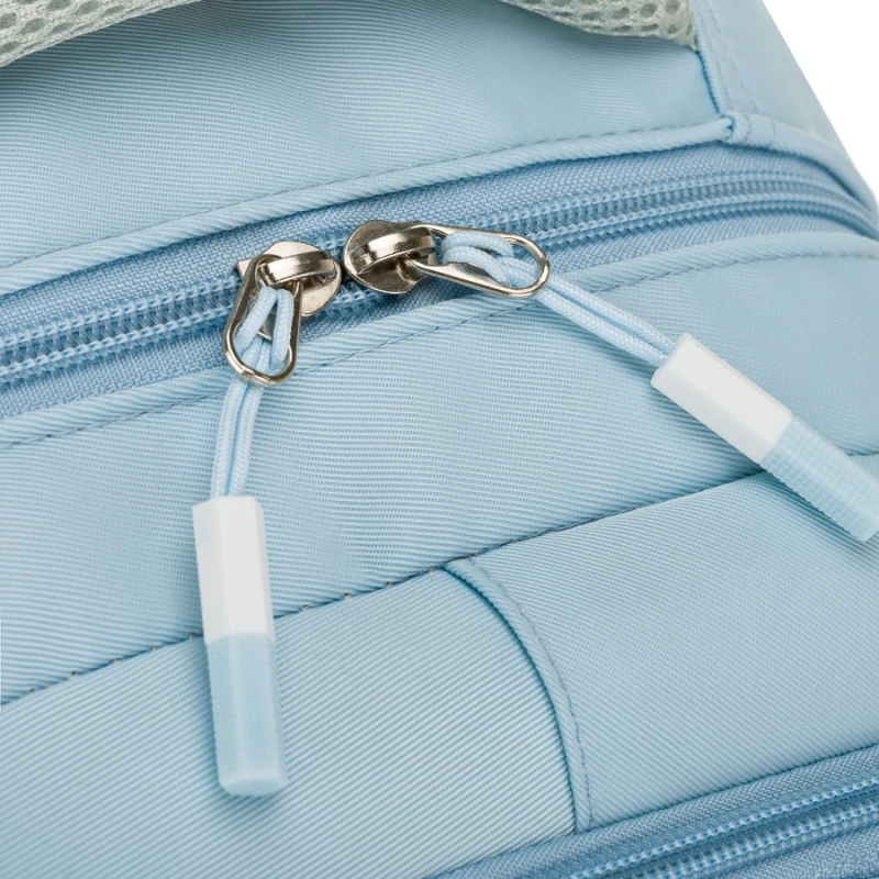 Plecak szkolny z poliestru w błękitnym kolorze zawieszony na regulowanych szelkach - Peterson