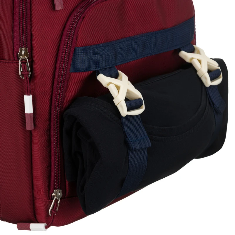 Bordowy plecak szkolny z poliestru wyposażony w boczne pasy kompresyjne - Peterson