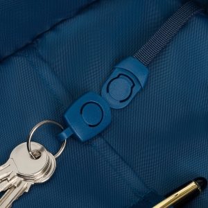 pol_pl_Plecak-podrozny-w-niebieskim-kolorze-idealny-na-bagaz-podreczny-i-wyposazony-paski-kompresyjne-Peterson-29866_16.jpg