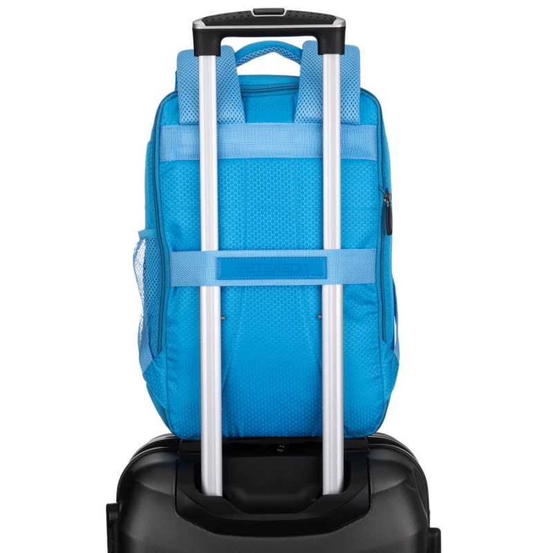 Podróżny plecak z poliestru w niebieskim kolorze wyposażony w oddychające szelki - Peterson