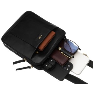 Dwukomorowa, czarna listonoszka męska ze skóry naturalnej zawieszona na regulowanym pasku - Peterson