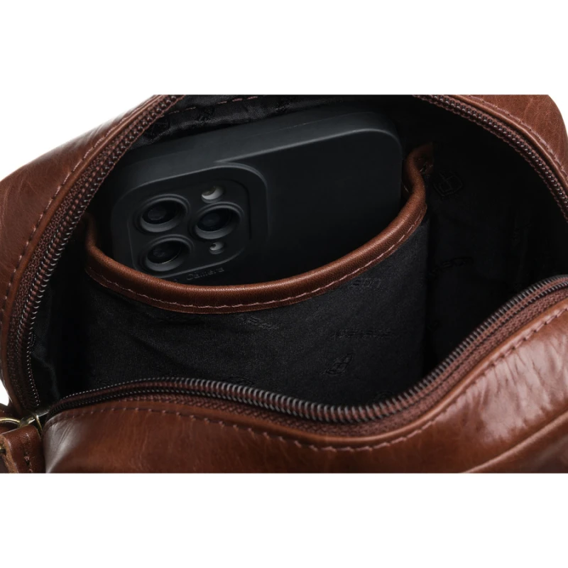 Skórzana, brązowa torba męska na ramię z klapką i etui w zestawie - Peterson